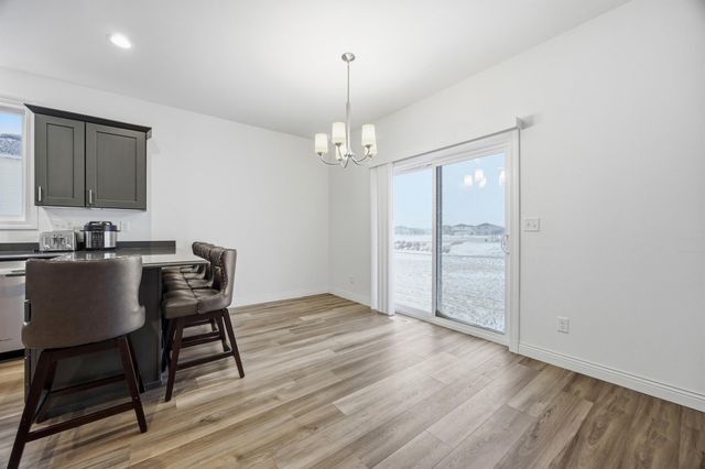 4766 34th Street S, Fargo, ND 58104