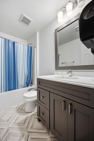 4766 34th Street S, Fargo, ND 58104