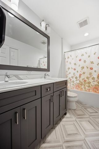 4766 34th Street S, Fargo, ND 58104