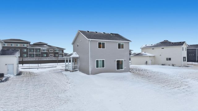 4766 34th Street S, Fargo, ND 58104