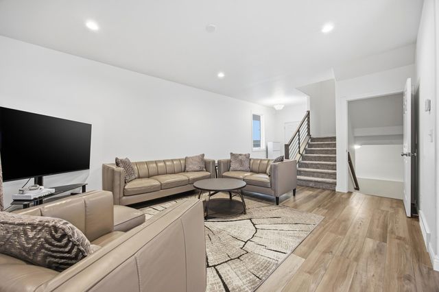 4766 34th Street S, Fargo, ND 58104