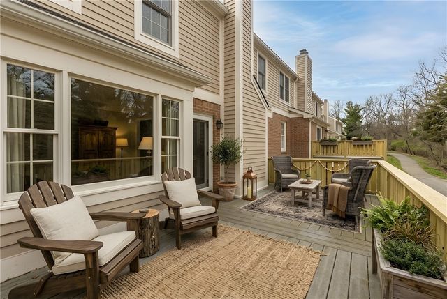 410 Royal Court, Mt Lebanon, PA 15234