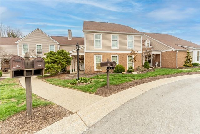 410 Royal Court, Mt Lebanon, PA 15234