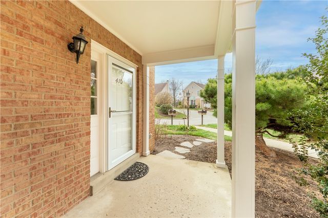 410 Royal Court, Mt Lebanon, PA 15234