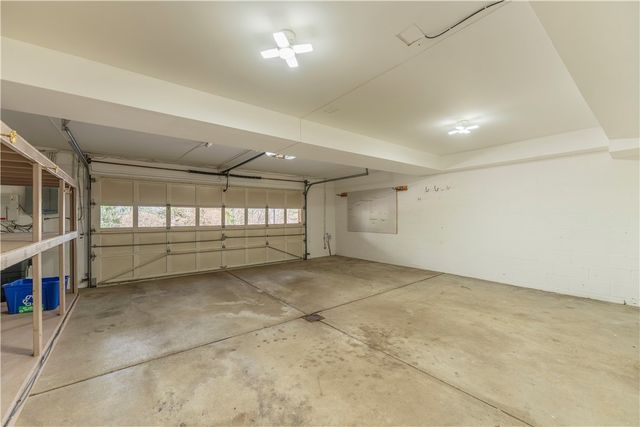 410 Royal Court, Mt Lebanon, PA 15234