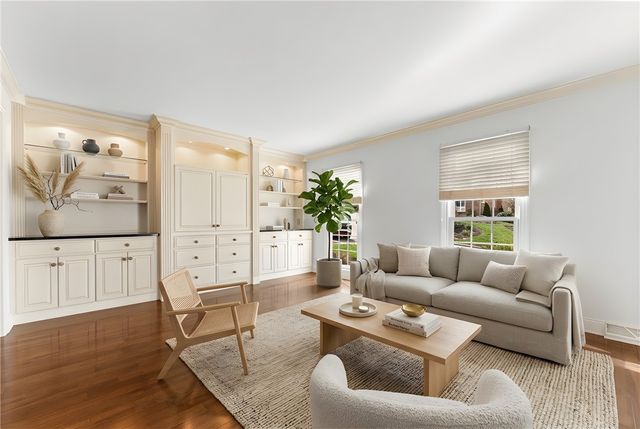 410 Royal Court, Mt Lebanon, PA 15234