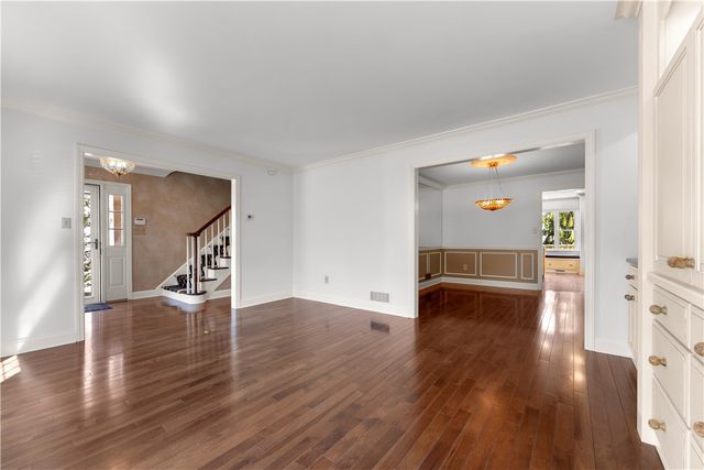 410 Royal Court, Mt Lebanon, PA 15234