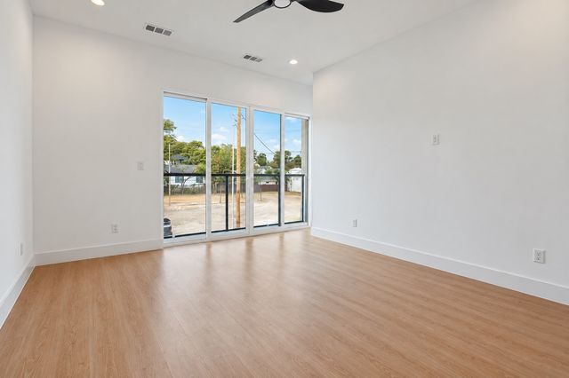 314 Avenue L, Dallas, TX 75203