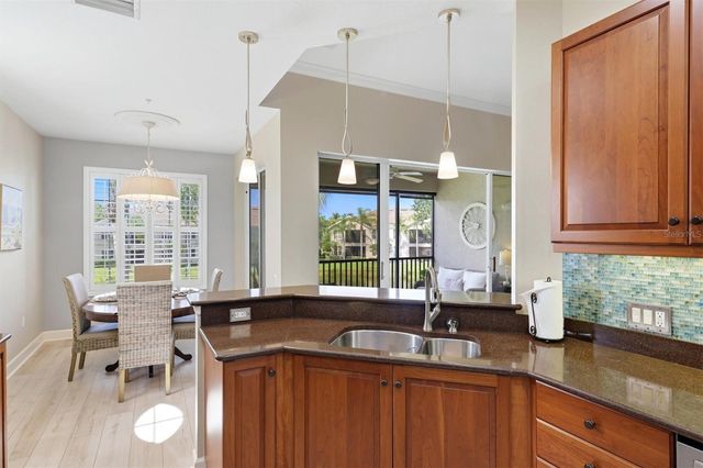 5290 DESCANSO COURT 201B19, Sarasota, FL 34238