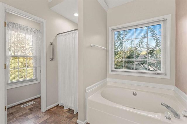 54 Wooddale Lane, Carrollton, GA 30117