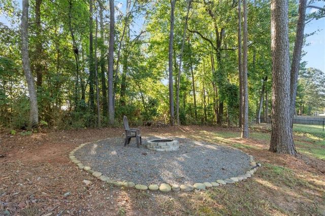 54 Wooddale Lane, Carrollton, GA 30117