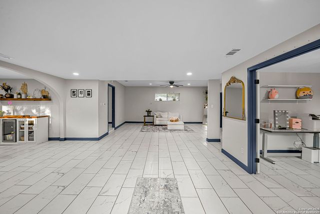 133 Alamo, Pipe Creek, TX 78063