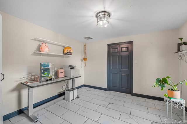 133 Alamo, Pipe Creek, TX 78063
