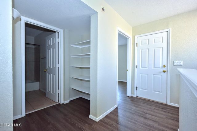 5016 CONLEY Road C, El Paso, TX 79932