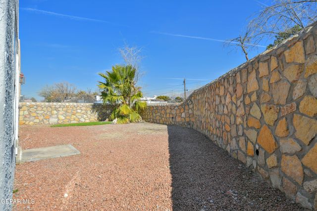 5016 CONLEY Road C, El Paso, TX 79932