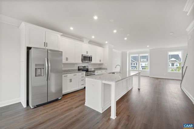 734 PARK RIDGE DR, Crozet, VA 22932