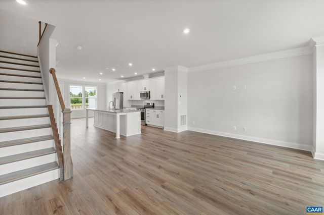 734 PARK RIDGE DR, Crozet, VA 22932