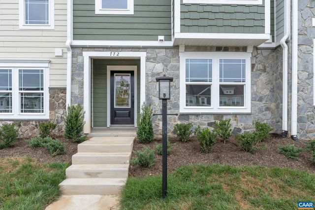 734 PARK RIDGE DR, Crozet, VA 22932