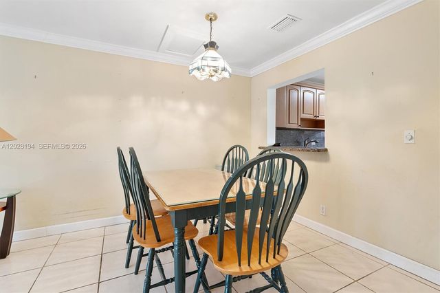 9942 NW 10th Street 7, Pembroke Pines, FL 33024