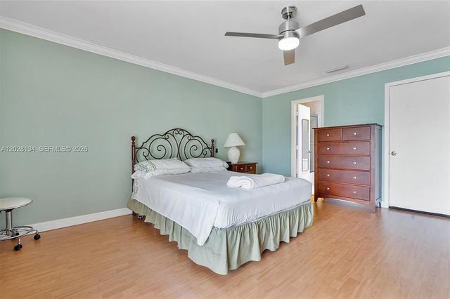 9942 NW 10th Street 7, Pembroke Pines, FL 33024