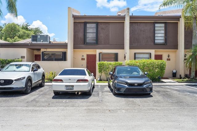 9942 NW 10th Street 7, Pembroke Pines, FL 33024