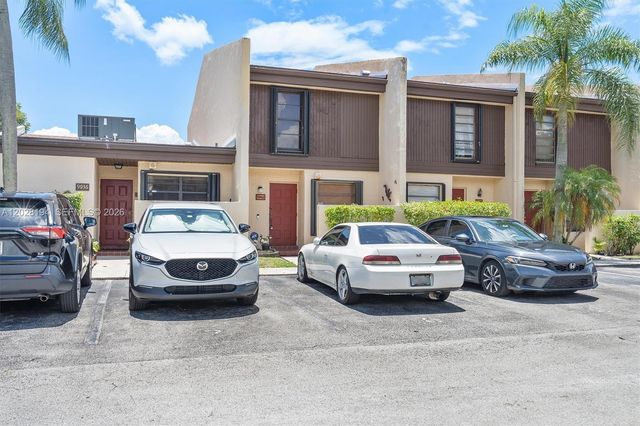 9942 NW 10th Street 7, Pembroke Pines, FL 33024