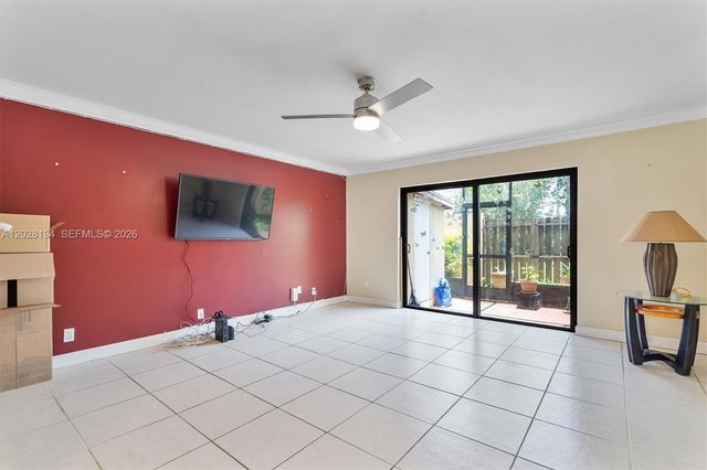 9942 NW 10th Street 7, Pembroke Pines, FL 33024