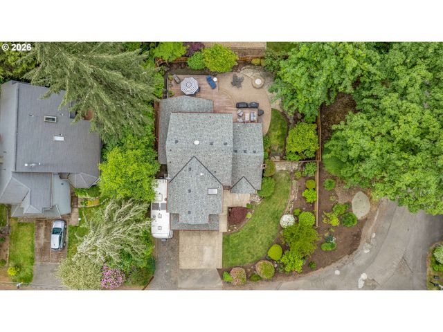 3842 Sw CORONADO St, Portland, OR 97219