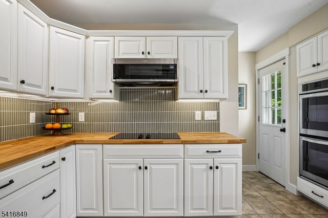101 Sunnyview Ave West, Mansfield Twp., NJ 07840