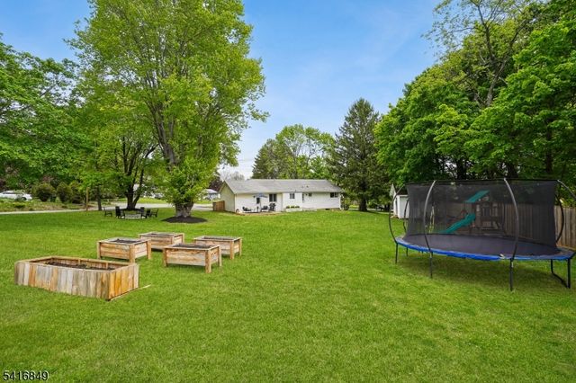 101 Sunnyview Ave West, Mansfield Twp., NJ 07840
