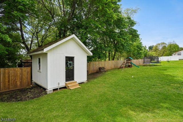 101 Sunnyview Ave West, Mansfield Twp., NJ 07840