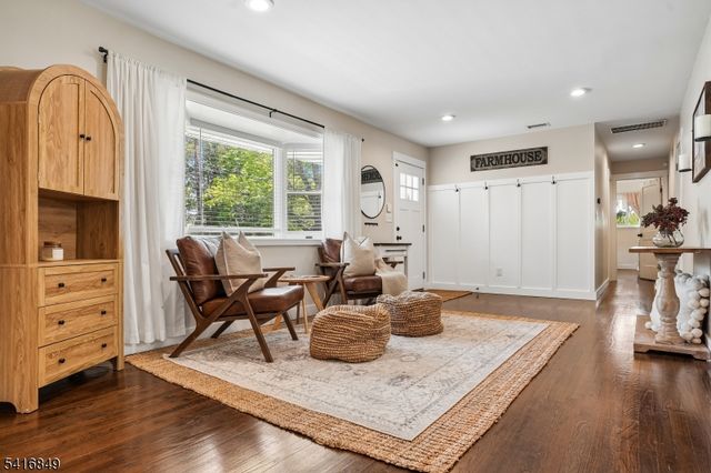 101 Sunnyview Ave West, Mansfield Twp., NJ 07840