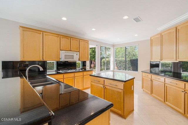 2609 Capella Way, Thousand Oaks, CA 91362