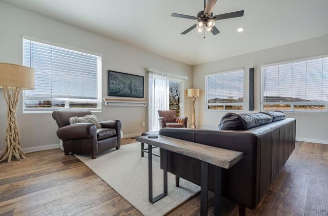 1301 M Road, Loma, CO 81524