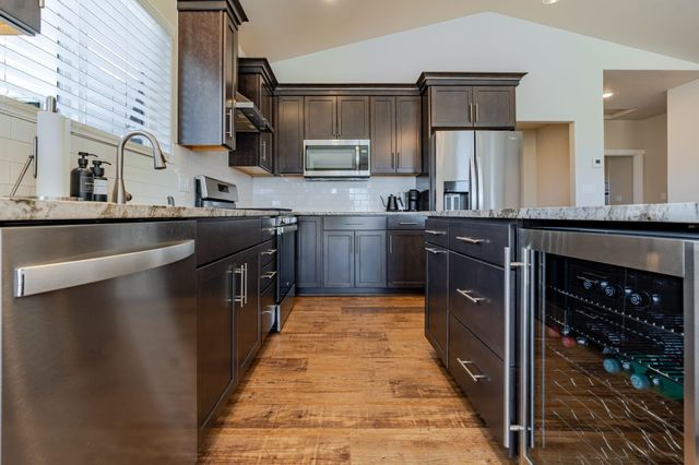 1301 M Road, Loma, CO 81524