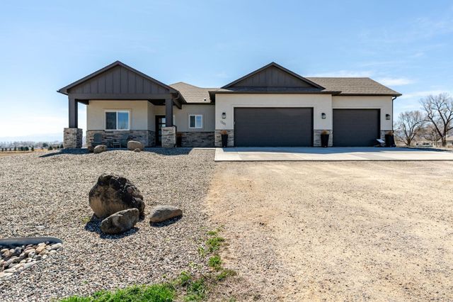 1301 M Road, Loma, CO 81524