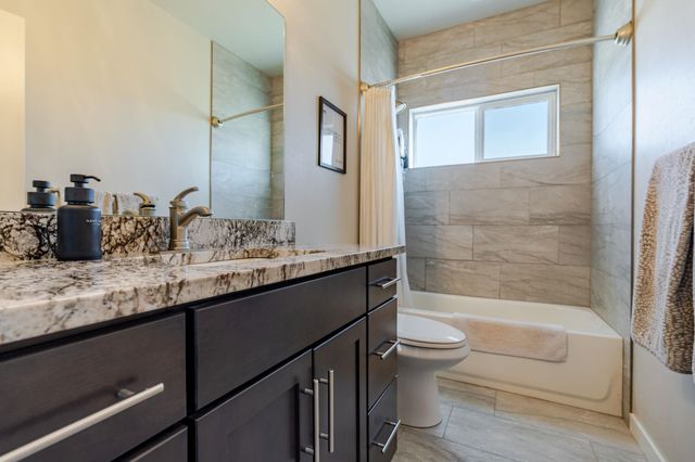 1301 M Road, Loma, CO 81524