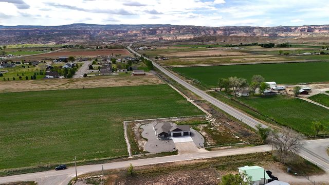 1301 M Road, Loma, CO 81524