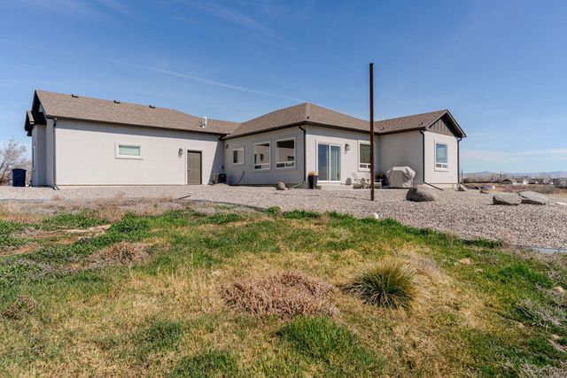 1301 M Road, Loma, CO 81524
