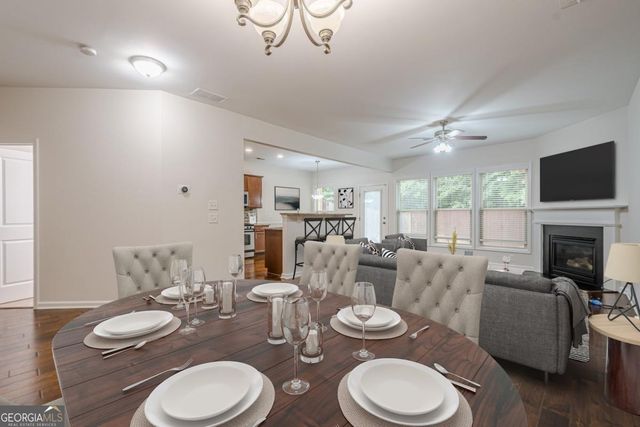 1425 Faircrest Lane, Alpharetta, GA 30004