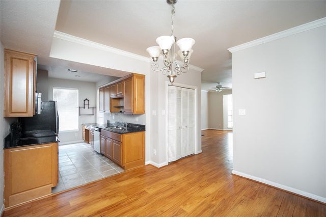 2255 Braeswood Park Drive 289, Houston, TX 77030