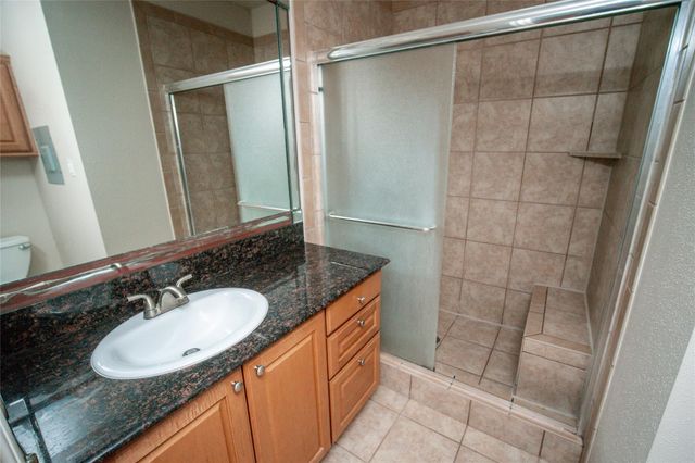 2255 Braeswood Park Drive 289, Houston, TX 77030