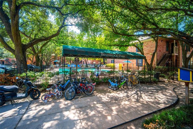 2255 Braeswood Park Drive 289, Houston, TX 77030