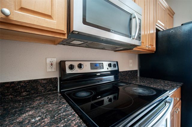 2255 Braeswood Park Drive 289, Houston, TX 77030