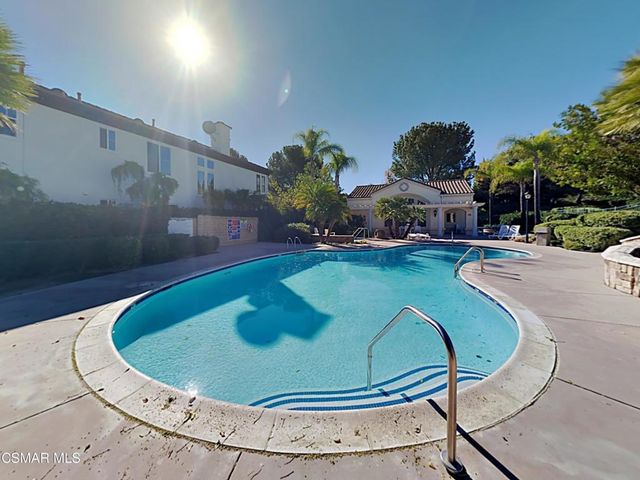 115 Parkside Drive, Simi Valley, CA 93065