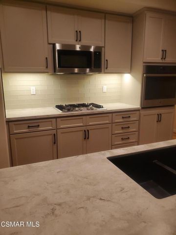 115 Parkside Drive, Simi Valley, CA 93065