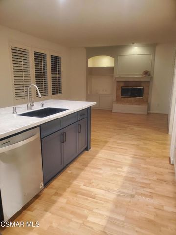 115 Parkside Drive, Simi Valley, CA 93065