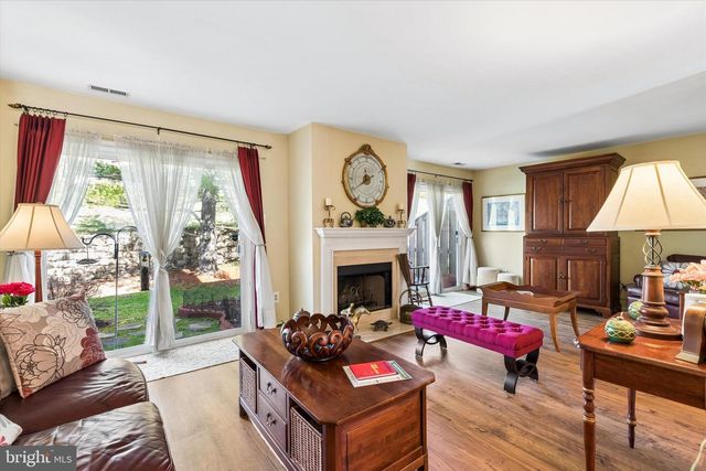 19 VICTORIA CIR, Collegeville, PA 19426