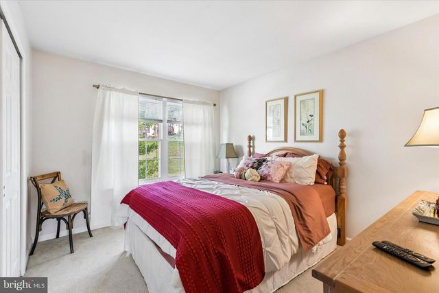 19 VICTORIA CIR, Collegeville, PA 19426