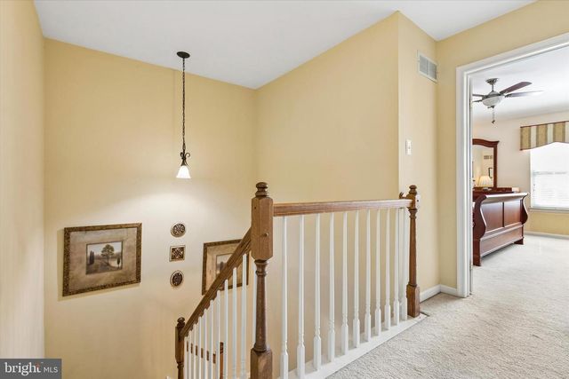 19 VICTORIA CIR, Collegeville, PA 19426